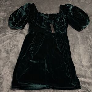 SMALL Krisa Wrap Front Sweetheart Mini Velvet Green